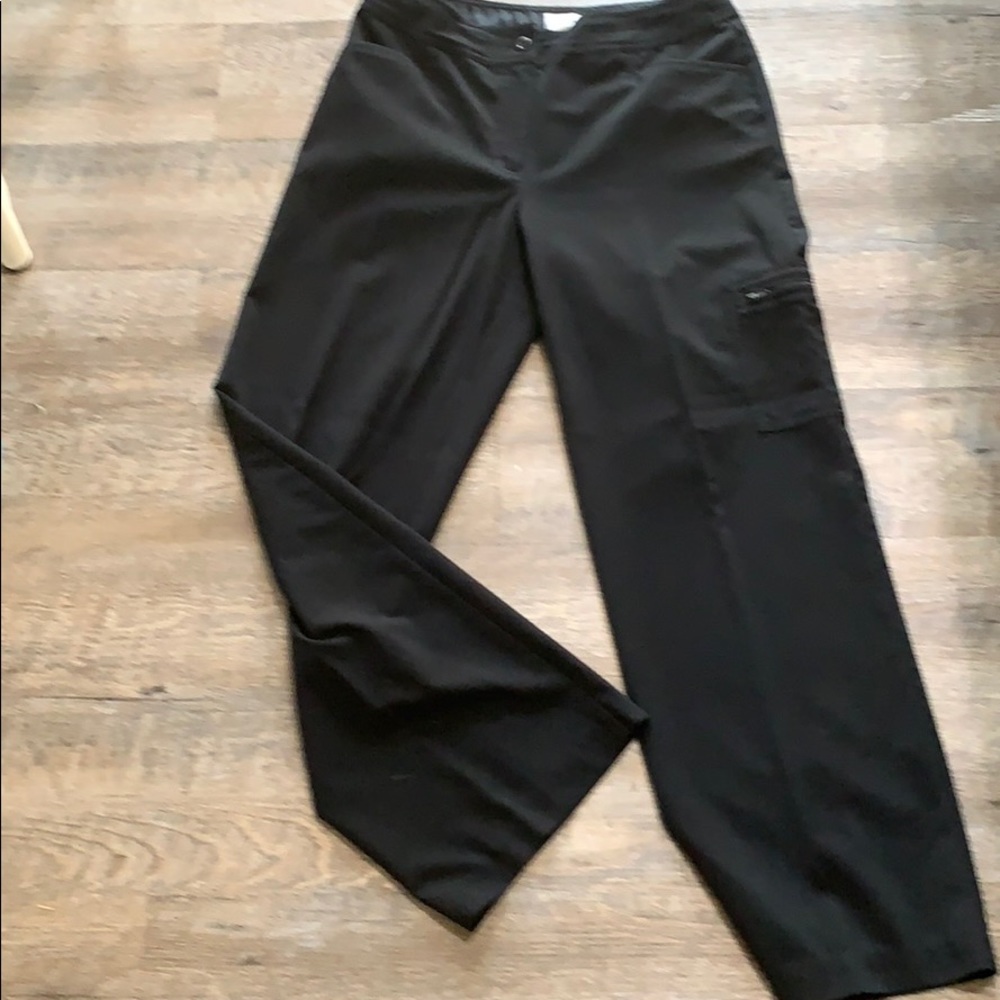 Chico’s black pant with side leg zipper pocket